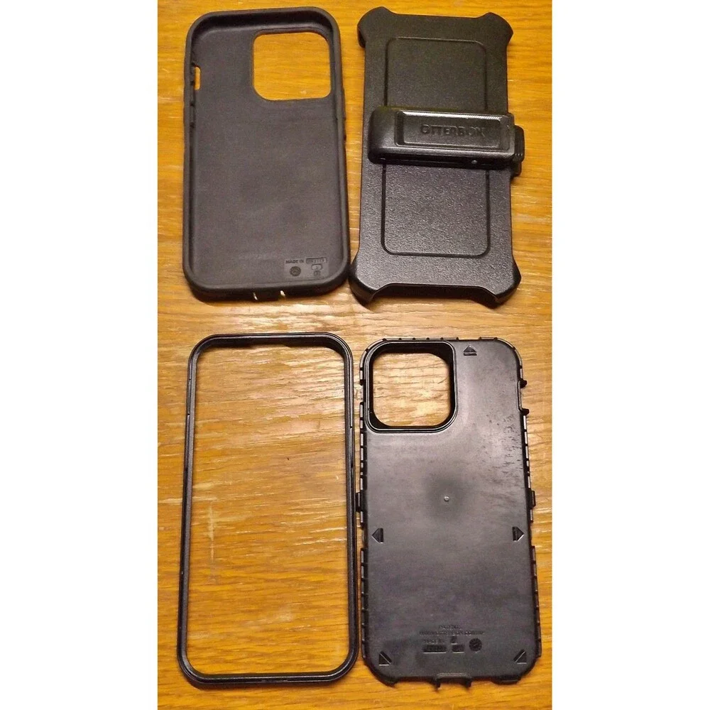 Otterbox Defender Pro for iPhone15 Pro Max   item #17